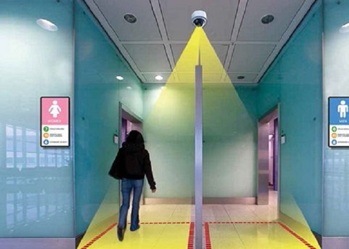 Su-dung-cong-nghe-may-dem-nguoi-de-cai-thien-thiet-bi-phong-ve-sinh